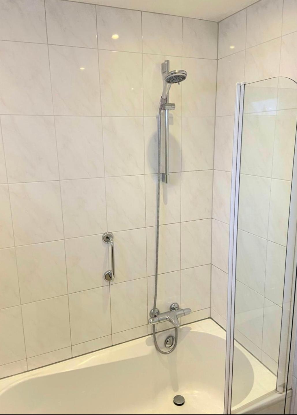 Dirkshorn Huisje Britt Met Grote Tuin En Veel Privacy מראה חיצוני תמונה
